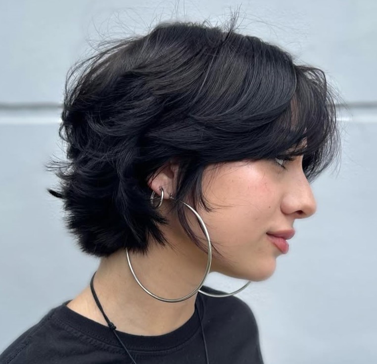 Short Butterfly Cut Style