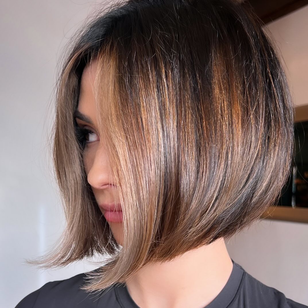 Mid-Length Brown Bob with Highlights