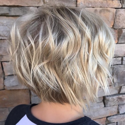 Short Layered Haircut With Shaggy Waves