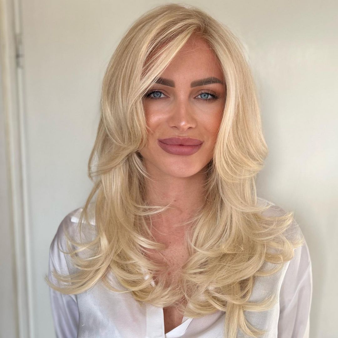 80s Blonde Blowout Butterfly Hairstyle