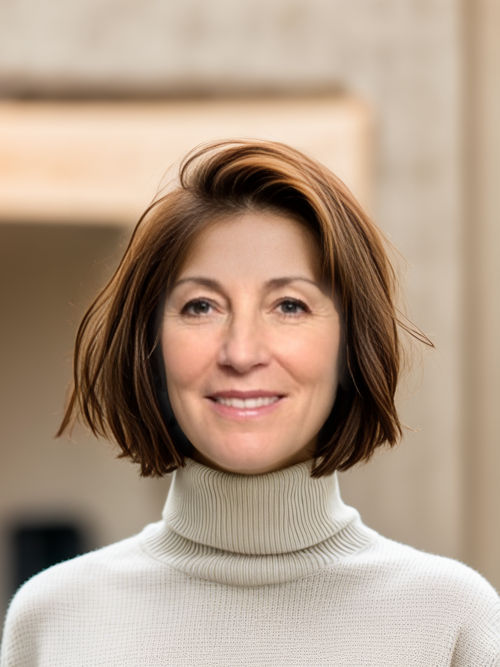 Blunt Short Bob Preview with a Selfie