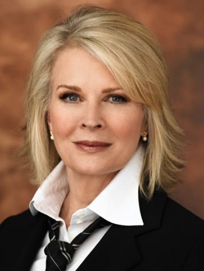 Elegant Hairstyle for Women Over 50